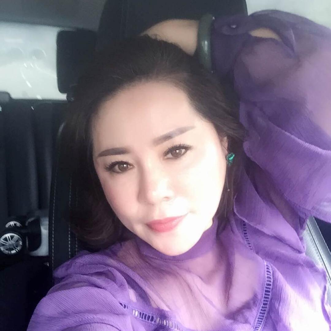 带刺的玫瑰。
