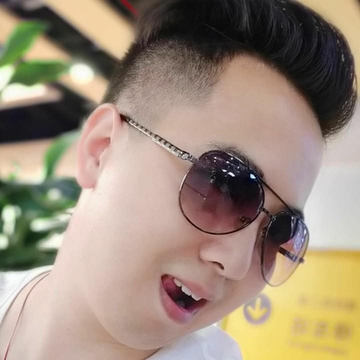 宏～哥