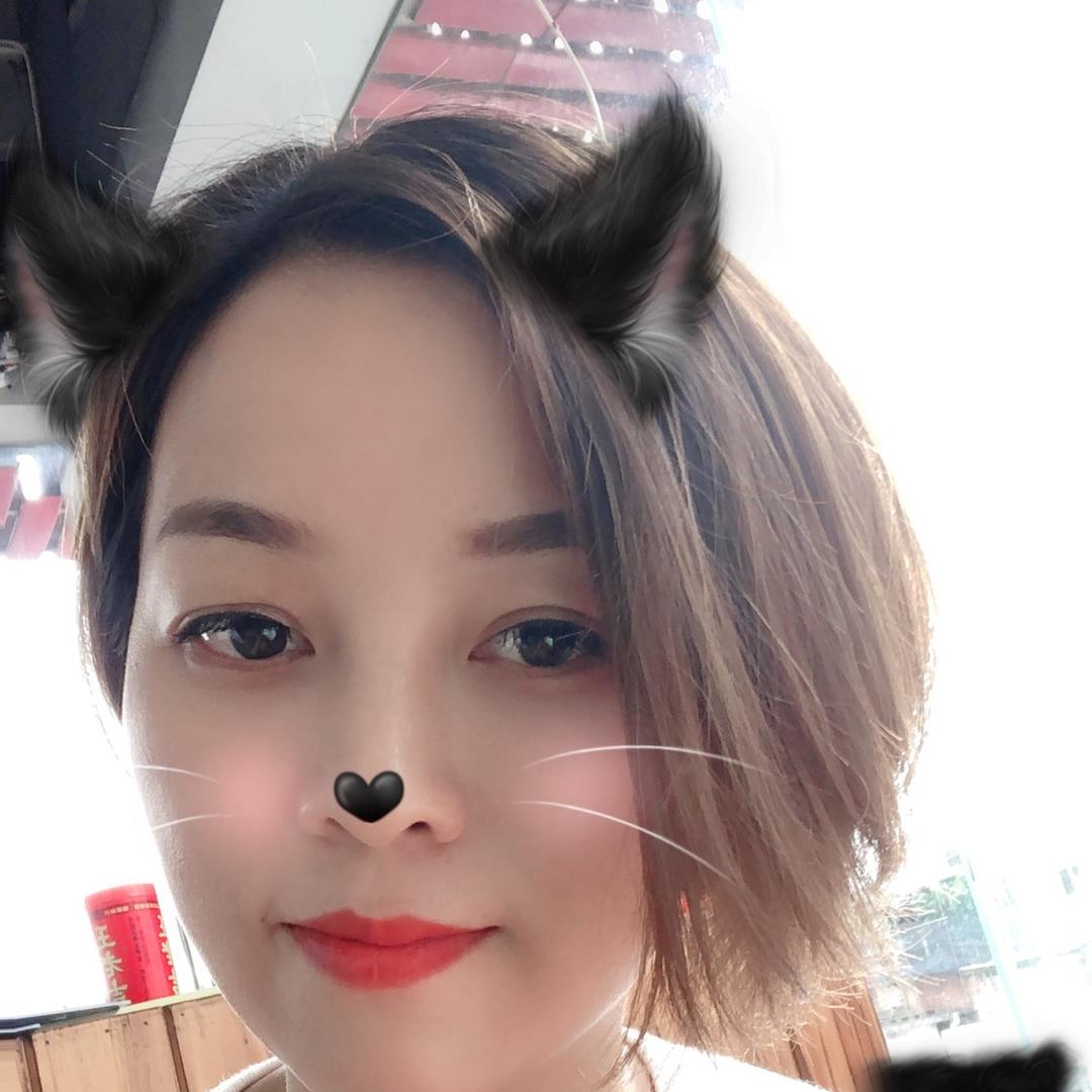 莉莉