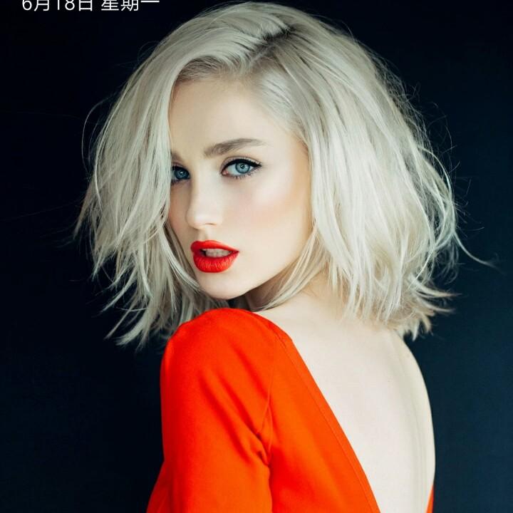 蠡县唐婉婚纱  小依然吖