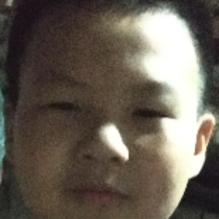 用户230740216巴黎世家