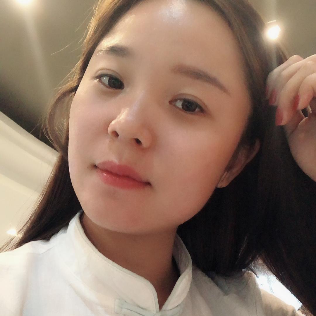 张小萌