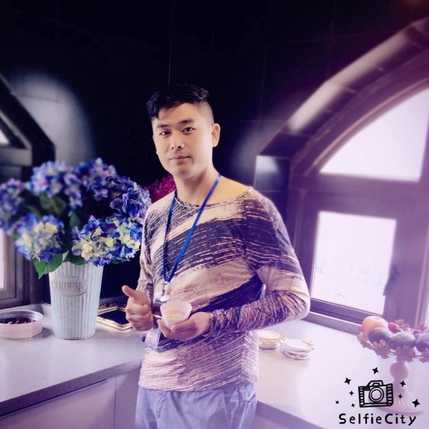 😁你爱我，像谁？🤪🤪