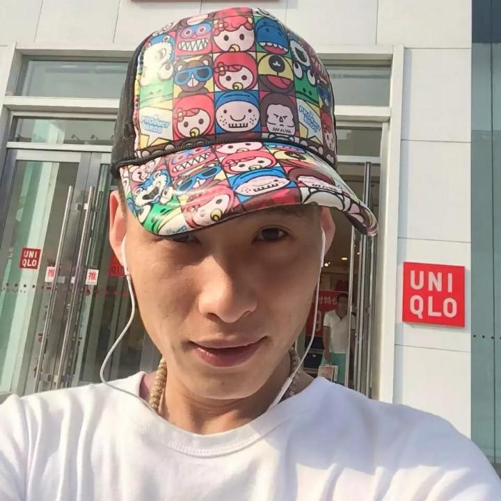 小伙必须得闯_