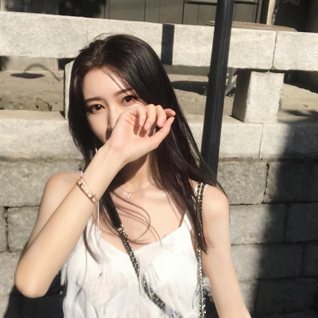 Christy Lyu嘉欣