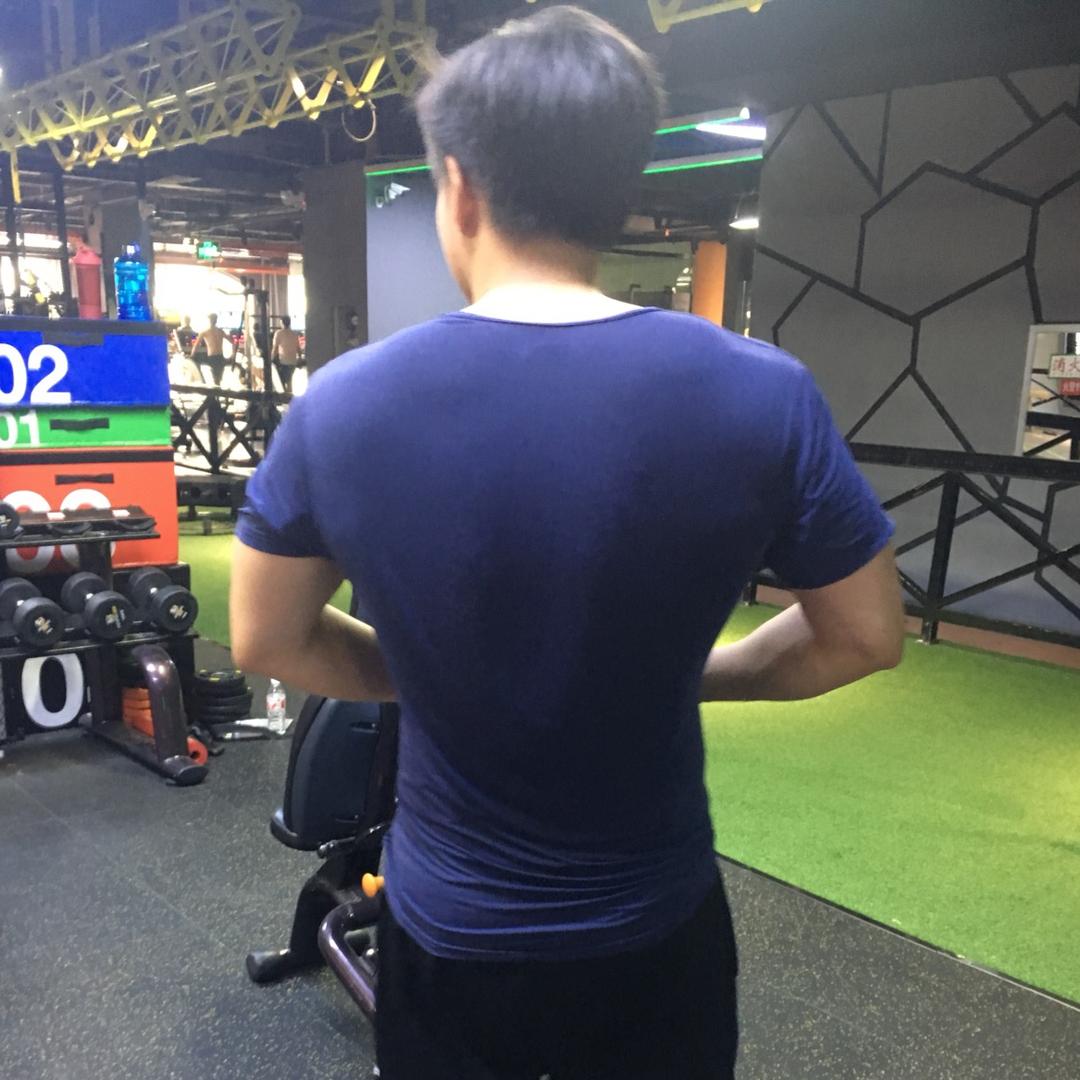 我们加起快乐的油门