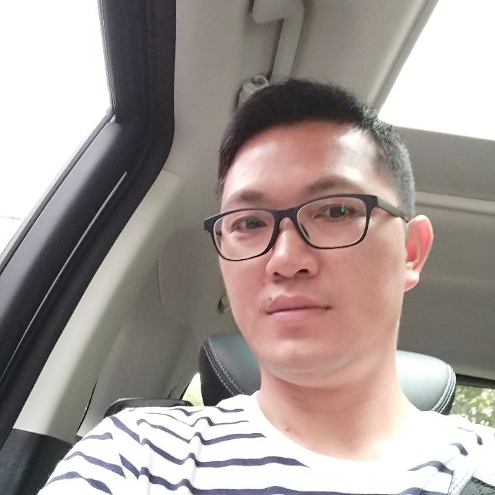 茂南区新势力二手车批发一一朱柳新