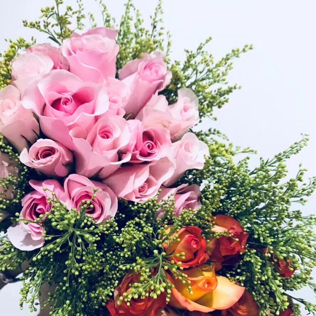 嗯哼鲜花批发