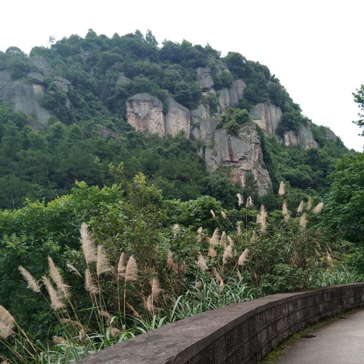 半城梦境