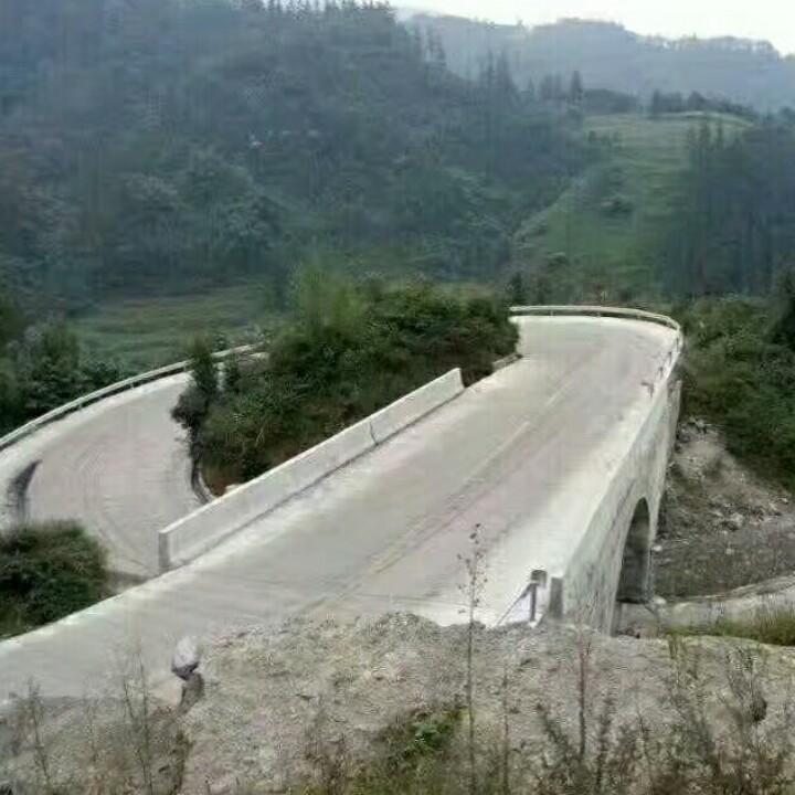 随风飘逸
