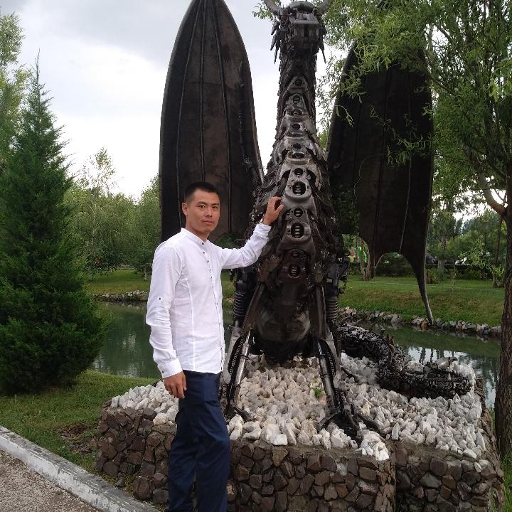 Manju阿尔哈图《俄区》