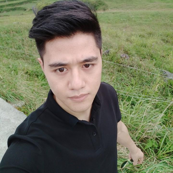 骑着白马去兜风