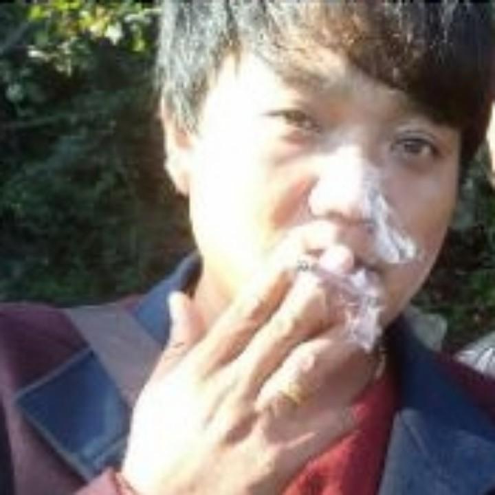 黑皮！承接各种建筑工程，出租吊车铲车