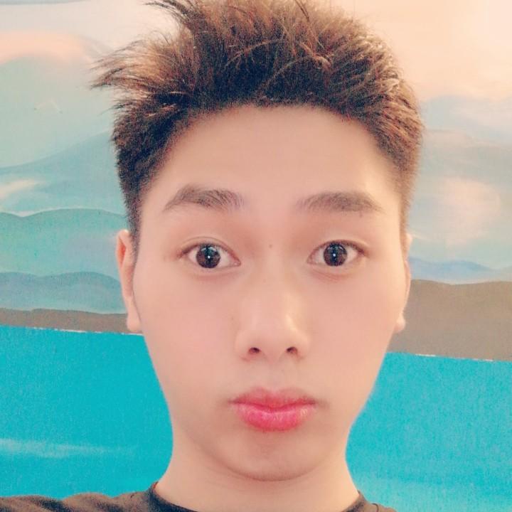 一枚野生的游泳教练