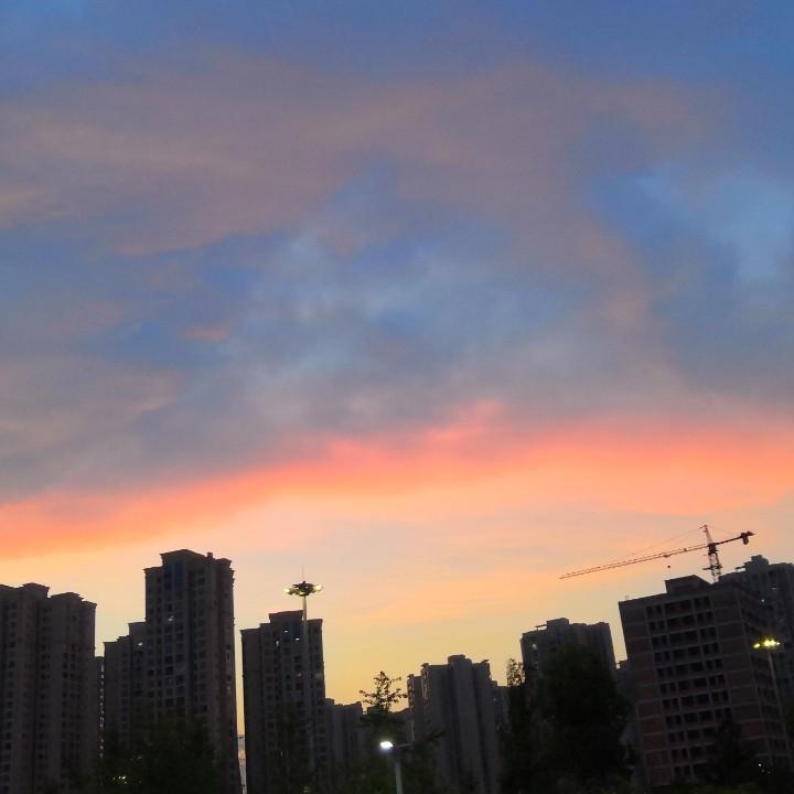 月浅云深