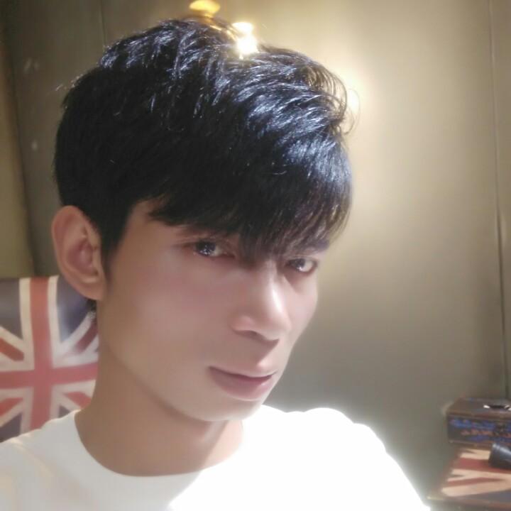 叁号发型定制美发店