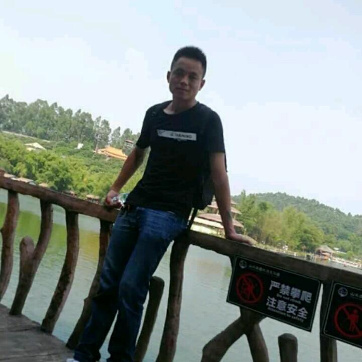 近口麻辣拌（大众传媒店）   朱强