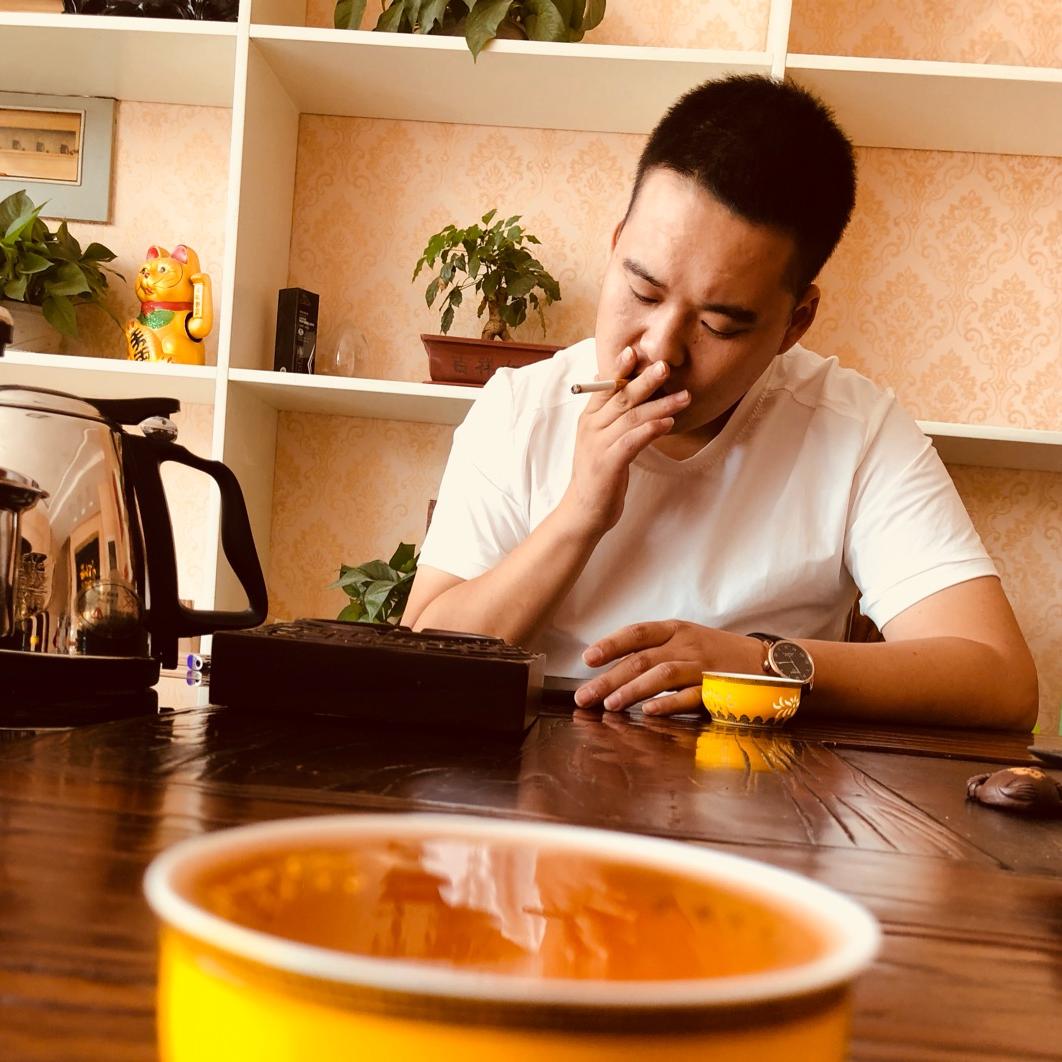 石头。