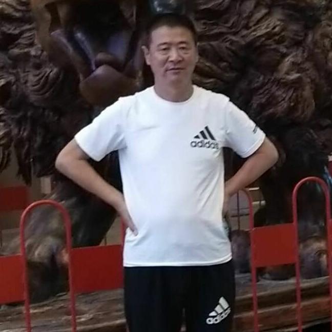 青山红石品种牛养殖场