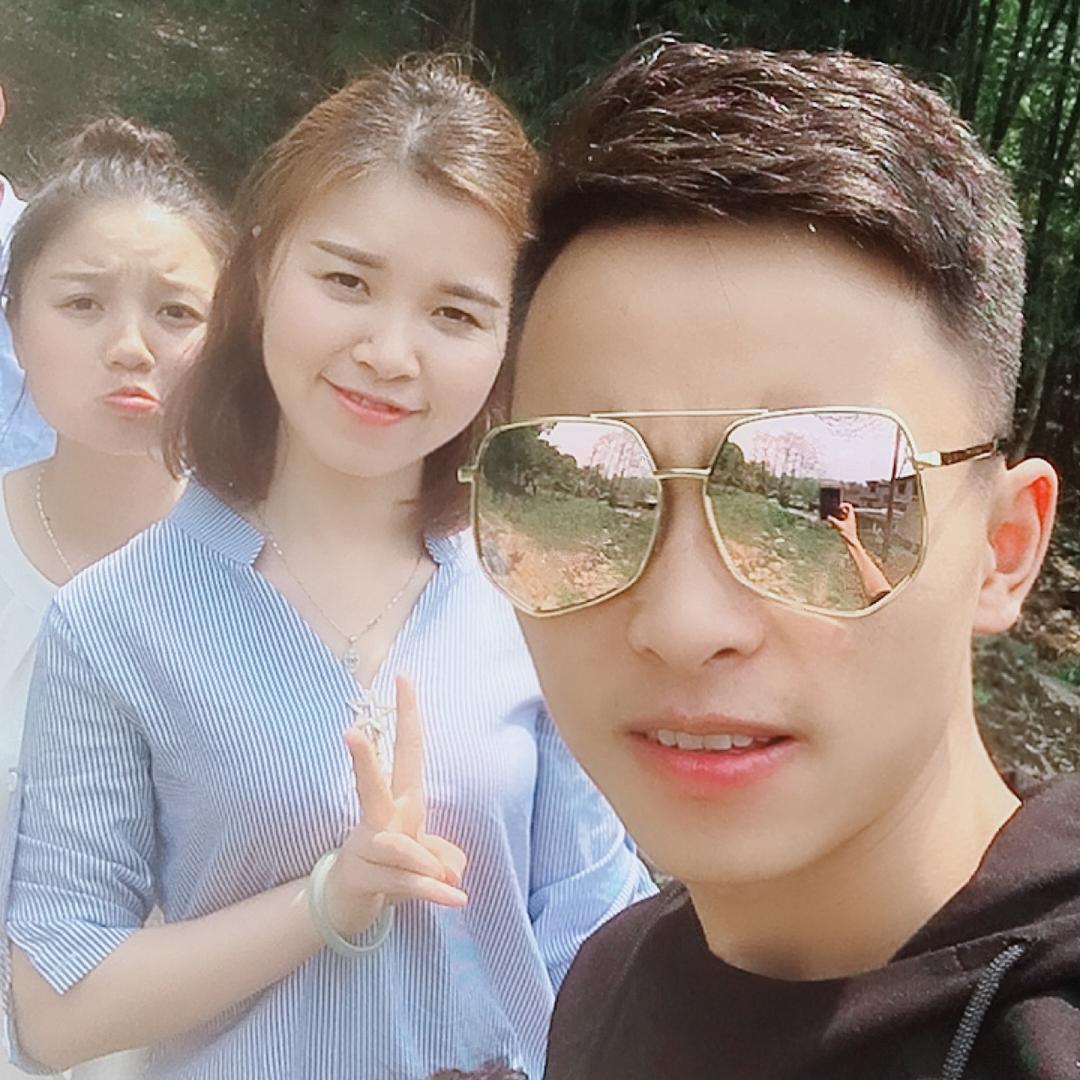 画效果图的龙