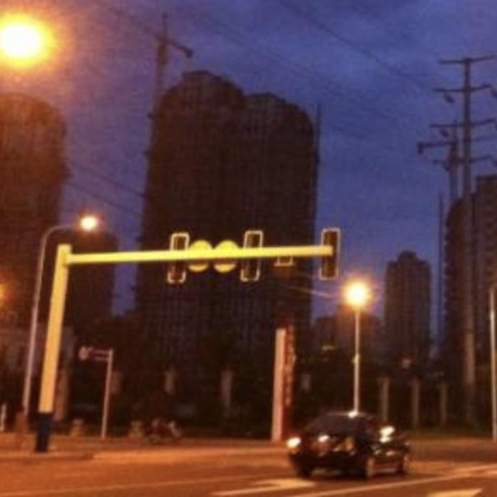 苏央