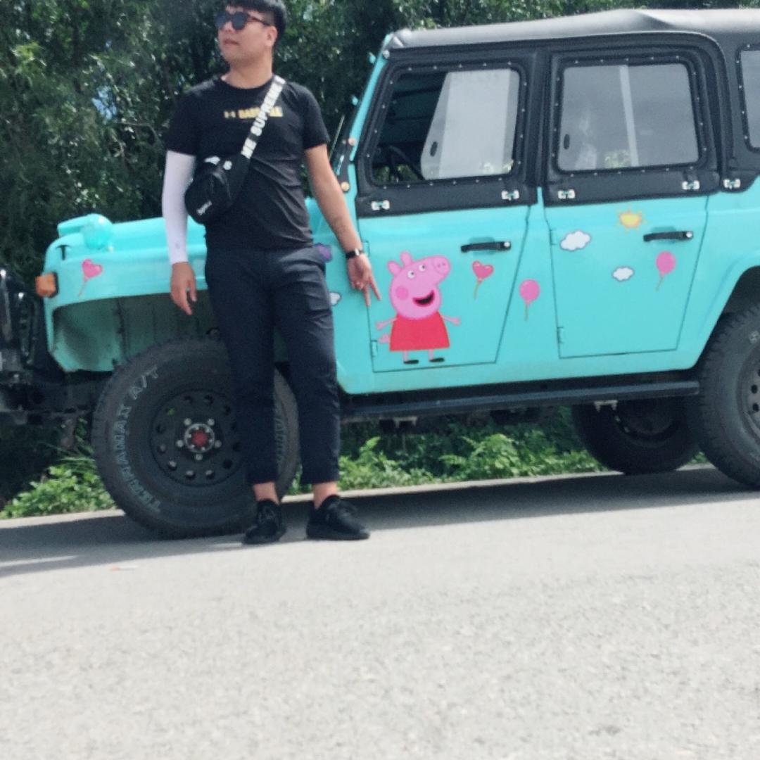 阿杰出品服装商行