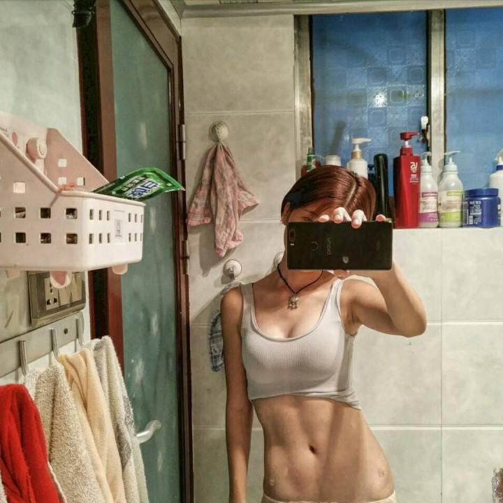 瘦瘦的菲菲