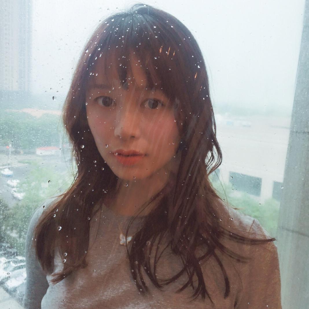 翩翩少女花轮妹