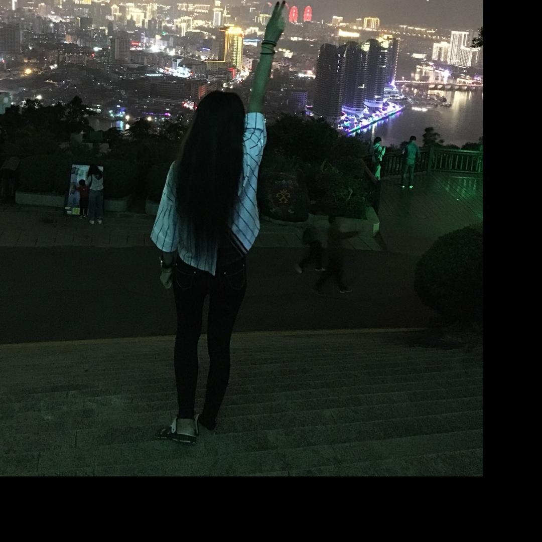 点烟…抽寂寞