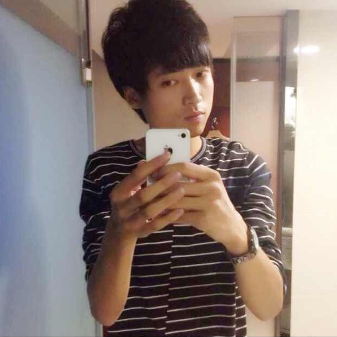 王  振宇