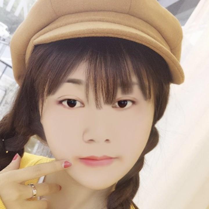 左  手