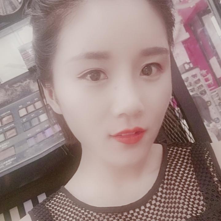 亿美名妆(杨湖口店) 田瑞