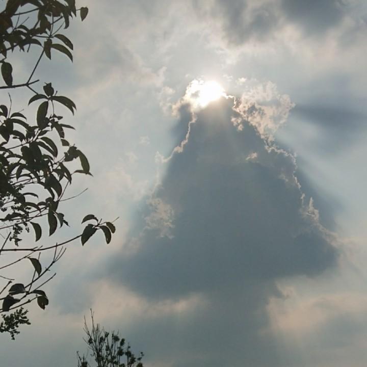 感恩路亚雷强探钓