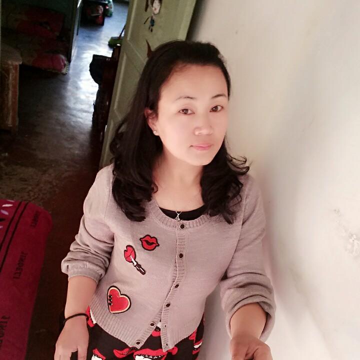 黄***