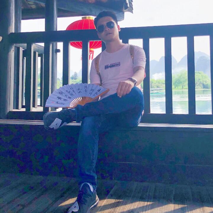 成都九号车库二手名车（李老师）