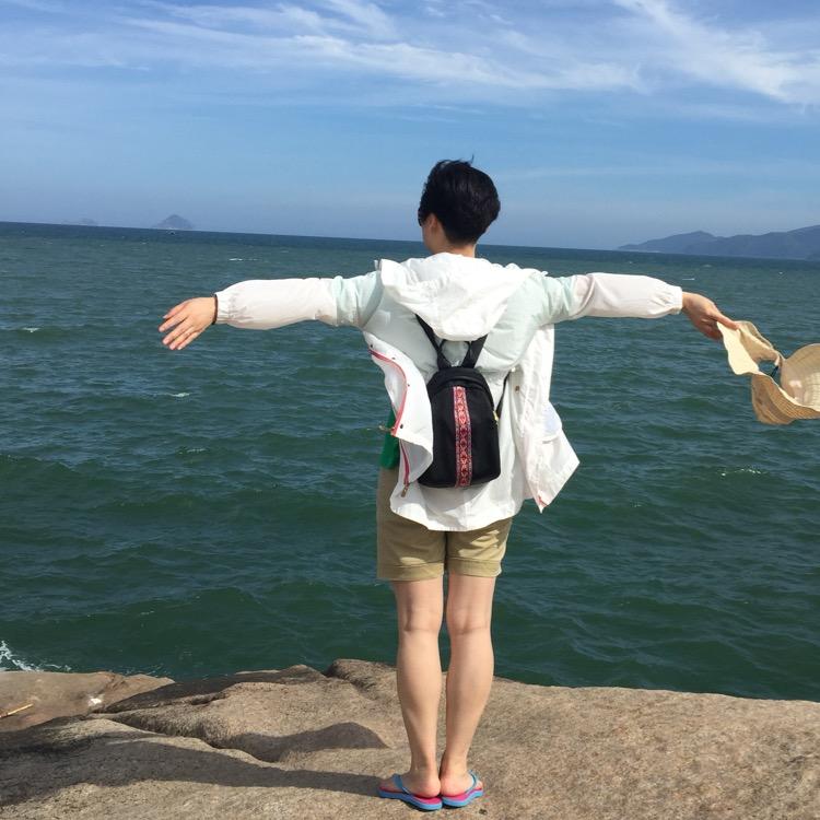 爱跳舞的小兔子🐰