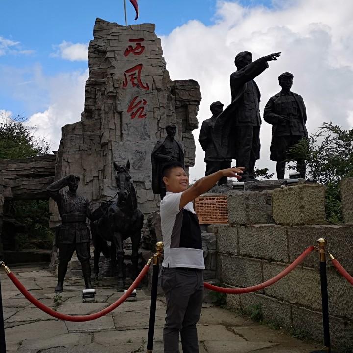 毛世洪