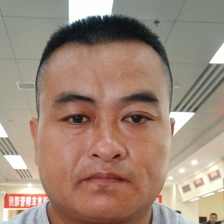 犇犇