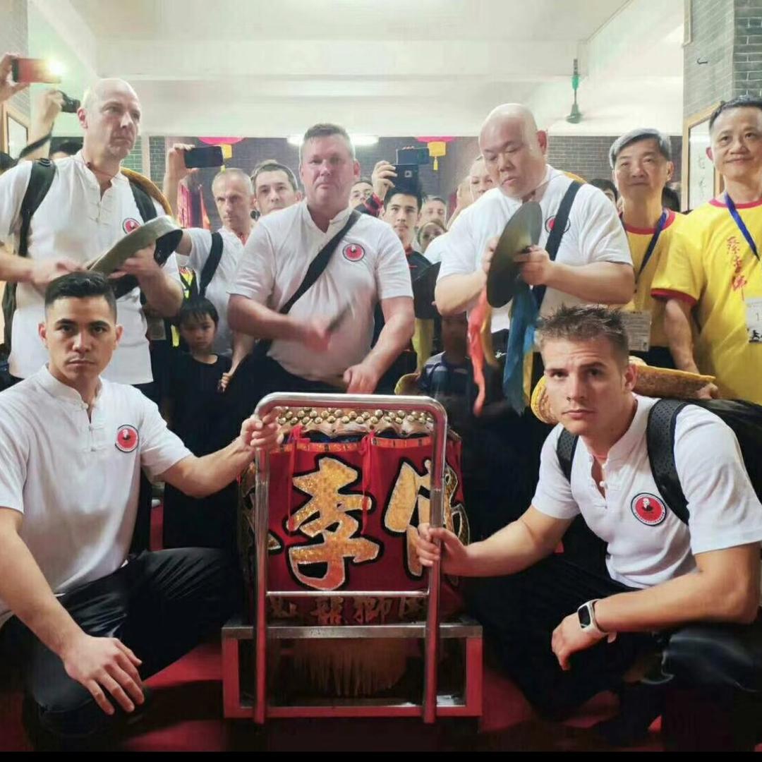 荣少，