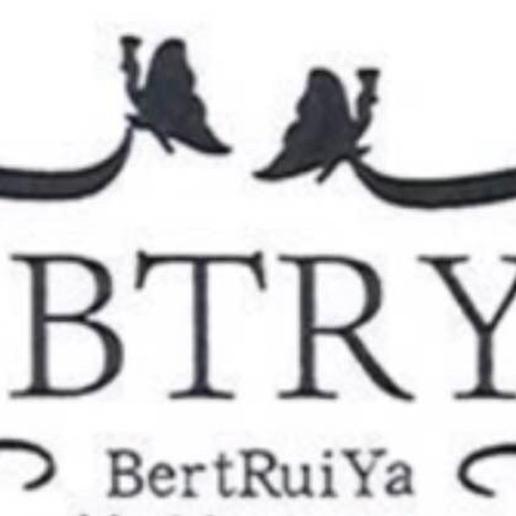 龙飞翔外贸女装