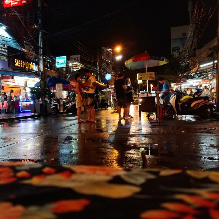 飞翔的大飞机