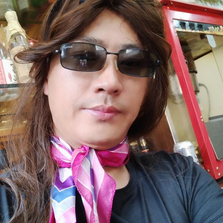 走夜路，带点水