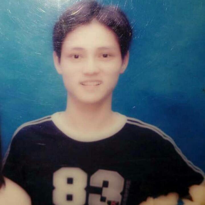 露剑不平，拍两抖