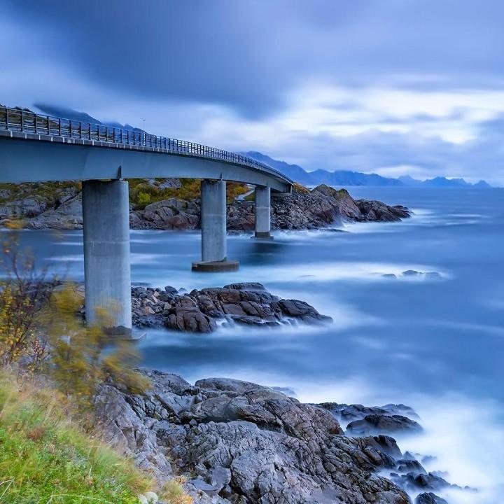 名烟名酒炒货店