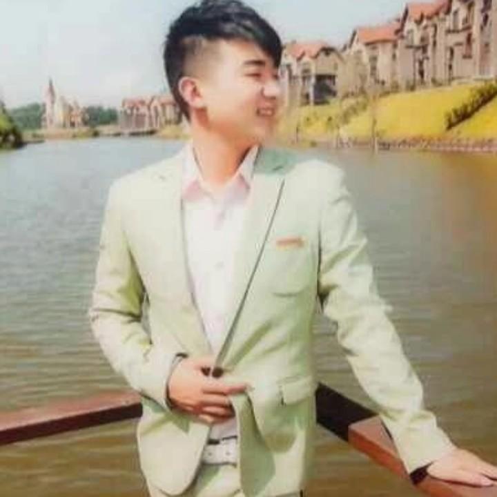 哥子是个农村人