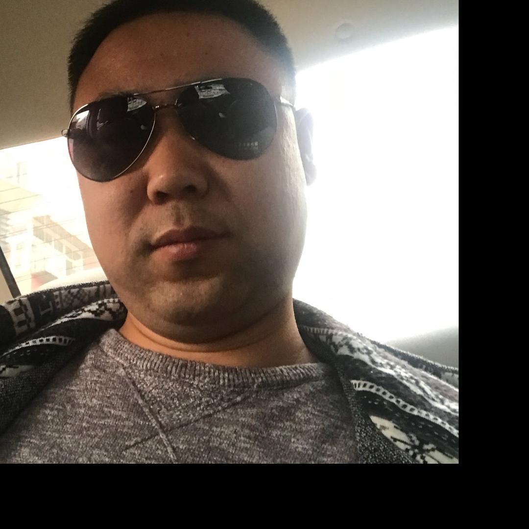 黄萧爱吃肉