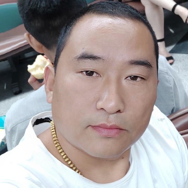老五，努力赚钱明天会更好！
