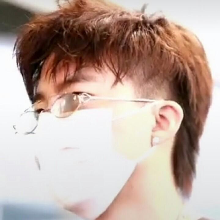 遥    哥