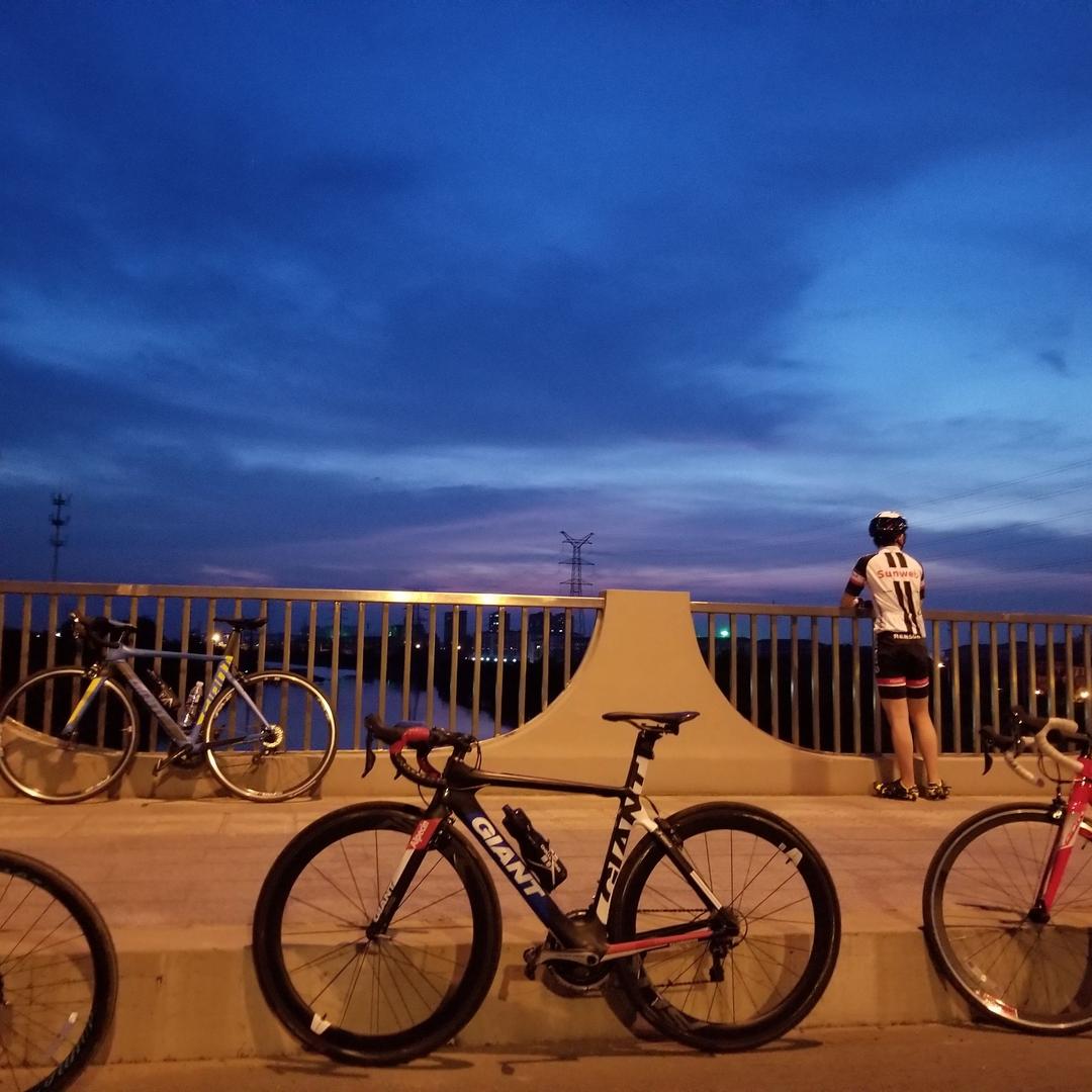 似水年华．