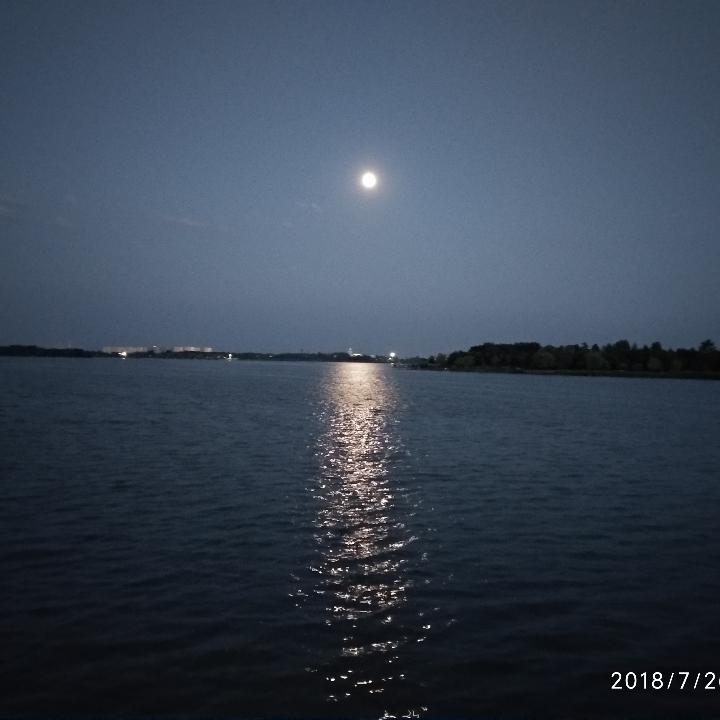 闫